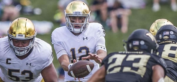 notre-dame-ian-book-600 Ian Book Notre Dame QB