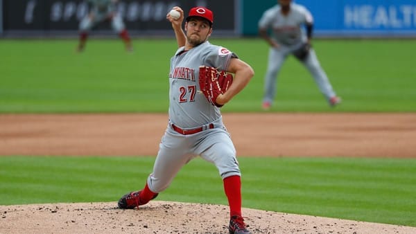 Reds at Brewers Total and Moneyline Pick