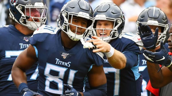 tennessee-titans-jonnu-smith-lrg Jonnu Smith Titans TE
