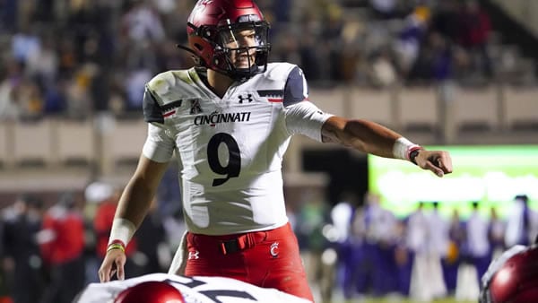 Chick-Fil-A Peach Bowl Picks: Georgia vs. Cincinnati
