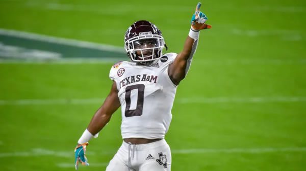 texas-am-aggies-ainias-smith Ainias Smith Texas A&M