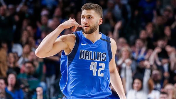 dallas-mavericks-maxi-kleber Jalen Brunson