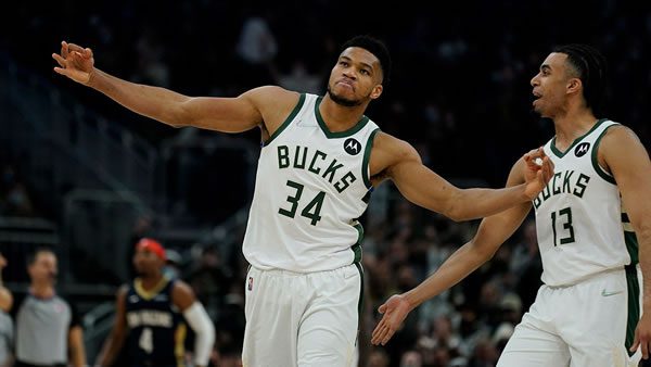 milwaukee-bucks-giannis-antetokounmpo-3 Giannis Antetokounmpo Bucks
