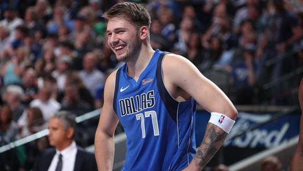 dallas-mavericks-luka-doncic-2 Luka Doncic Mavs