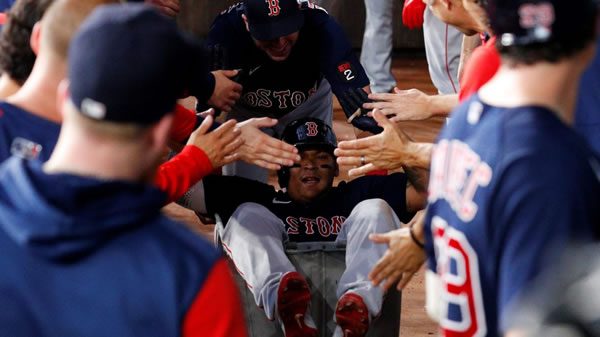 boston-red-sox-j-d-martinez J.D. Martinez Boston Red Sox