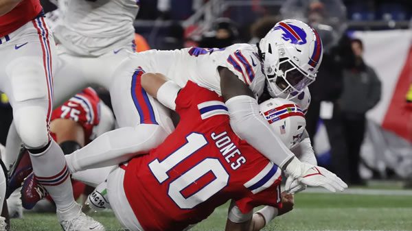 new-england-patriots-mac-jones-sacked-buffalo-bills Mac Jones QB Pats Sacked By Bills