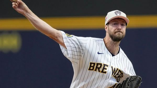 milwaukee-brewers-colin-rea Colin Rea Milwaukee Brewers Starting Pitcher