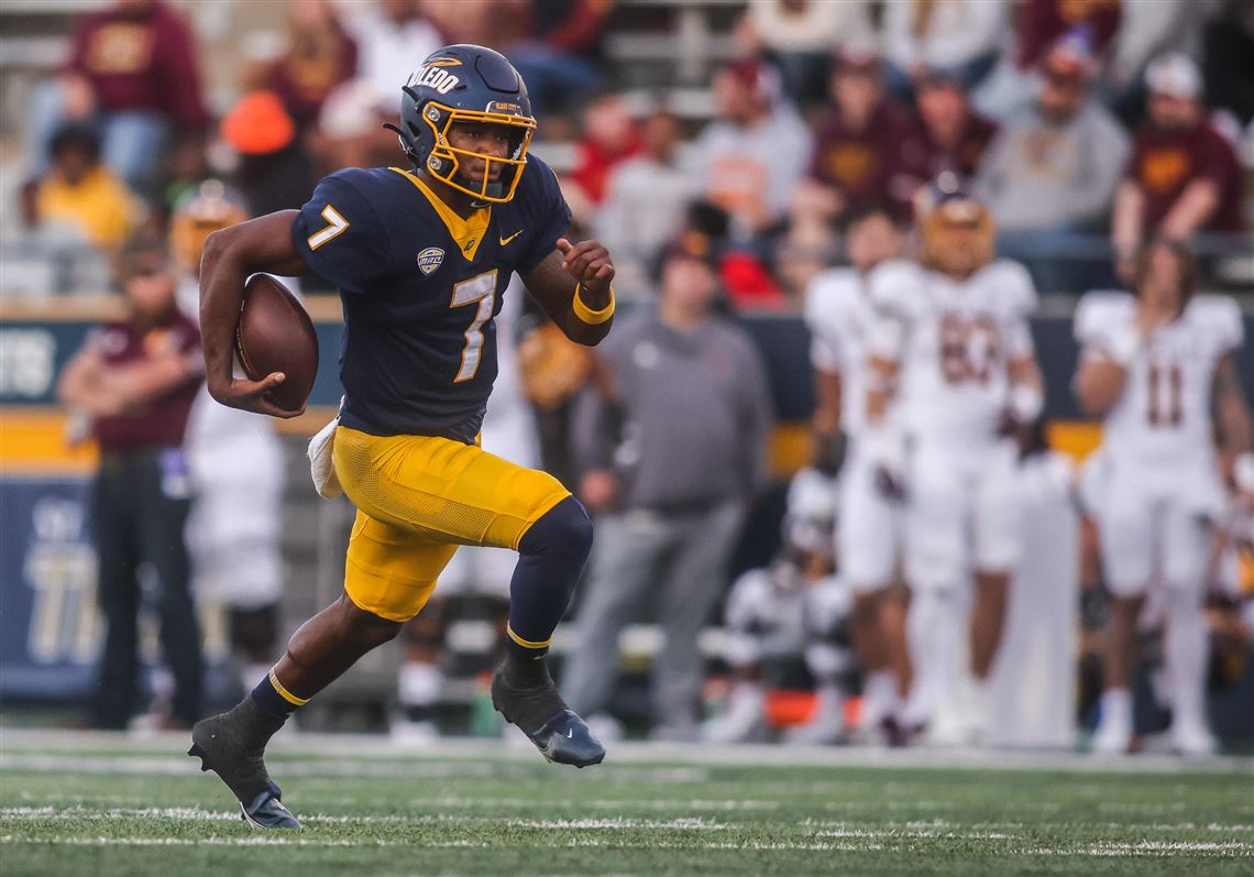 toledo-rockets-qb-dequan-finn-2 Dequan Finn QB Toledo Rockets