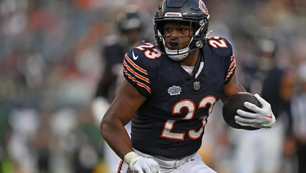 chicago-bears-roschon-johnson Roschon Johnson RB Chicago Bears