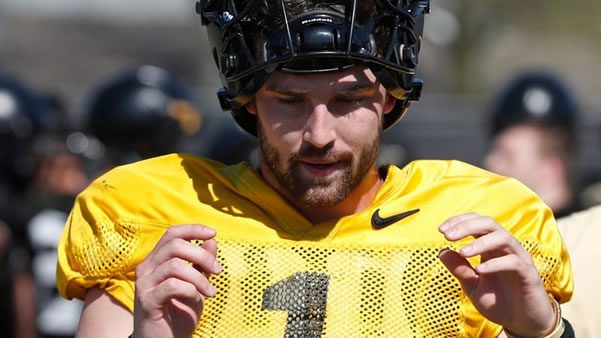 Friday CFB: Wisconsin at Purdue Pick ATS