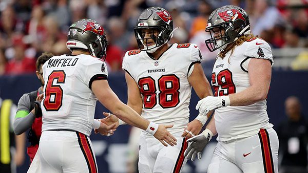 tampa-bay-buccaneers-cade-otton Cade Otton Tampa Bay Bucs
