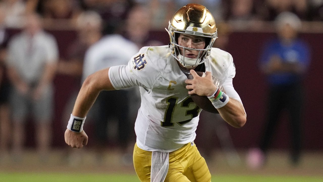 notre-dame-riley-leonard-3 Riley Leonard Notre Dame QB